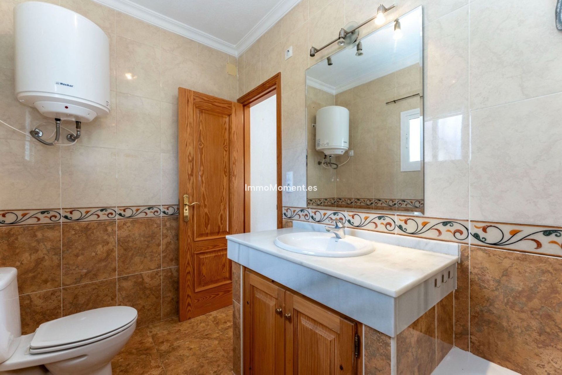 Resale - Country house - Inland  - Coín