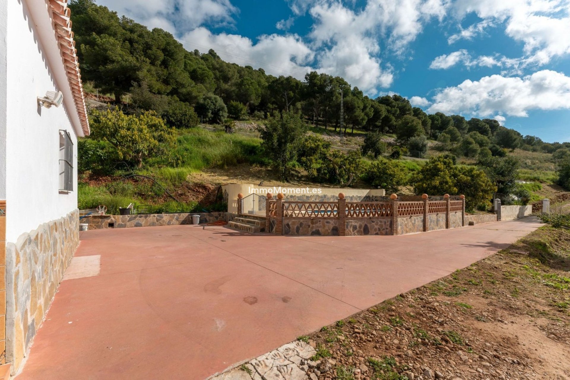 Resale - Country house - Inland  - Coín