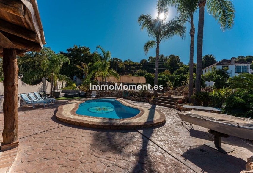 Resale - Country house - Inland  - Coín