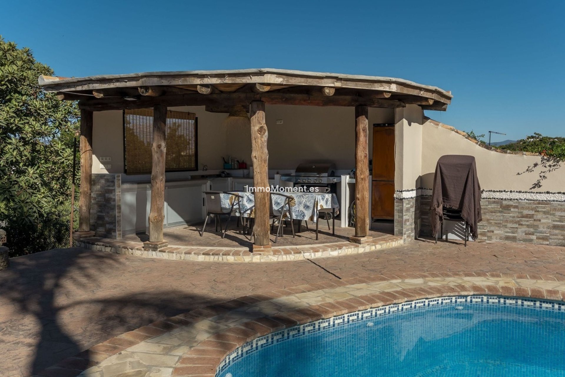 Resale - Country house - Inland  - Coín