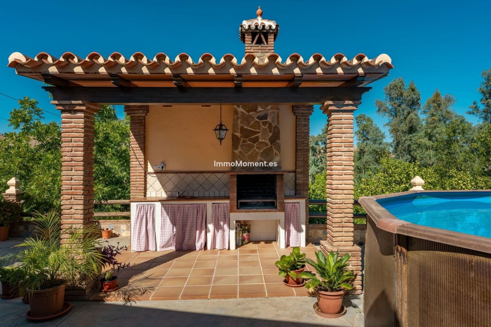 Resale - Country house - Inland  - Coín