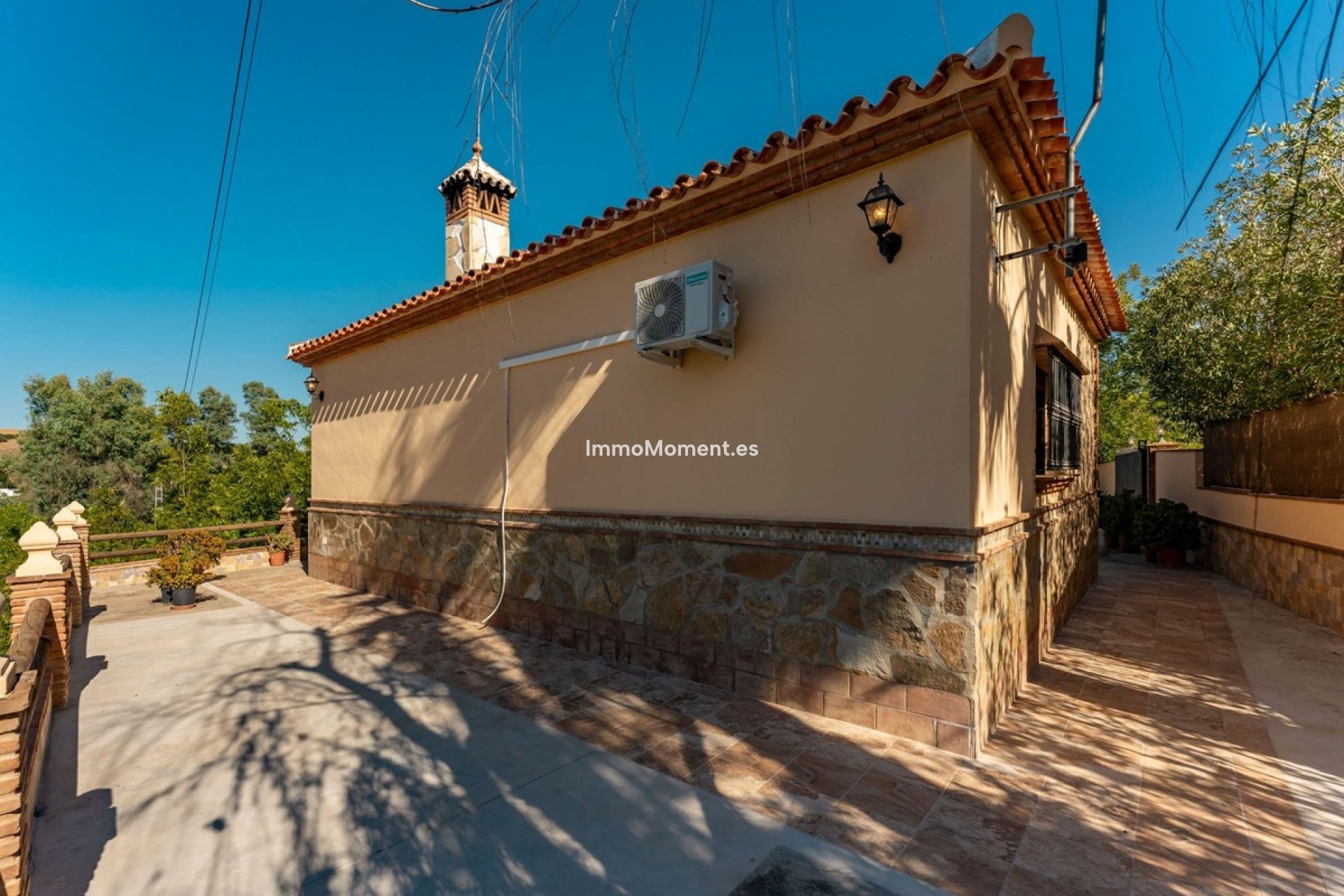 Resale - Country house - Inland  - Coín