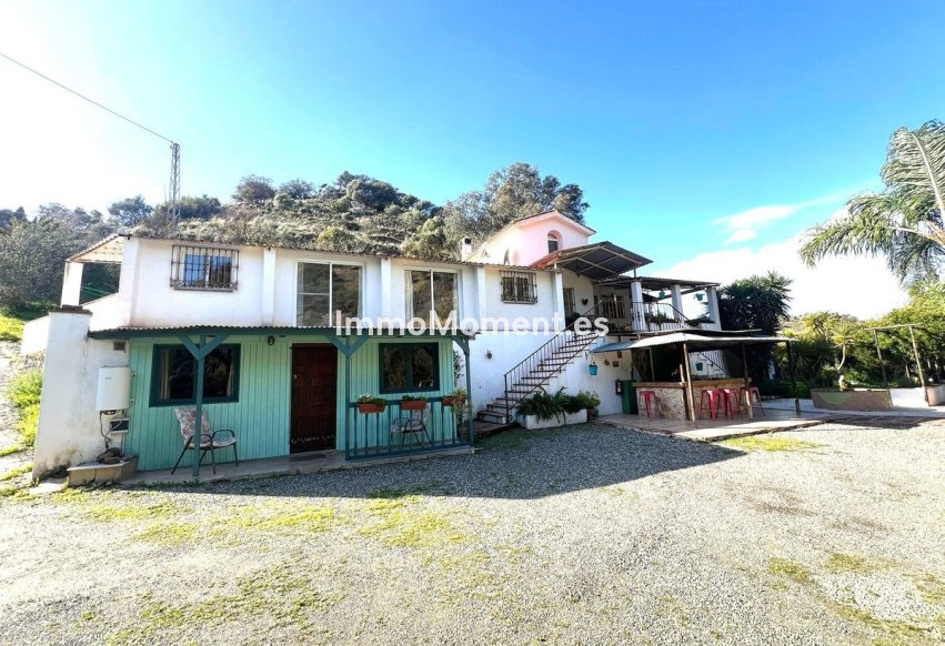 Resale - Country house - Inland  - Coín
