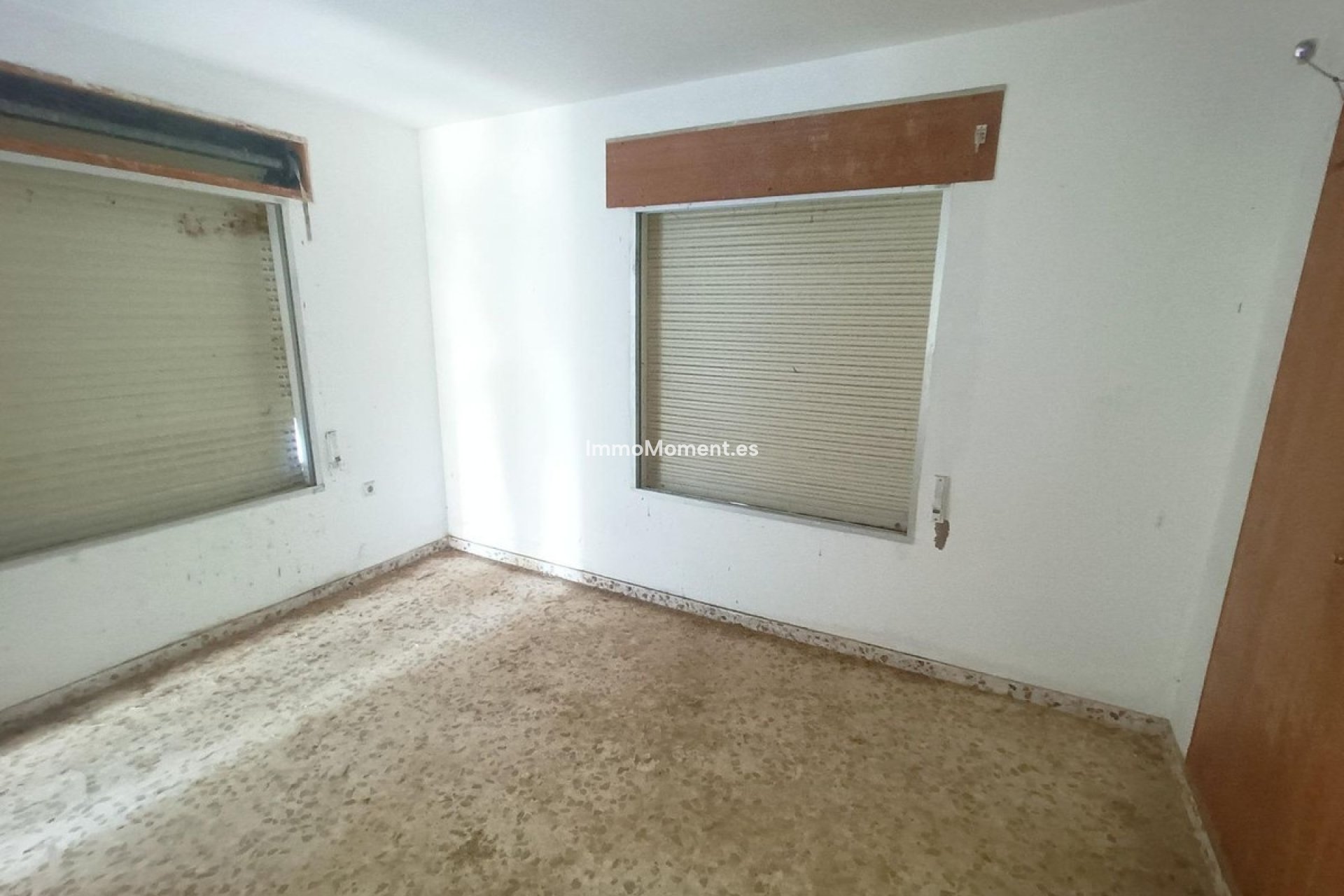 Resale - Country house - Inland  - Coín