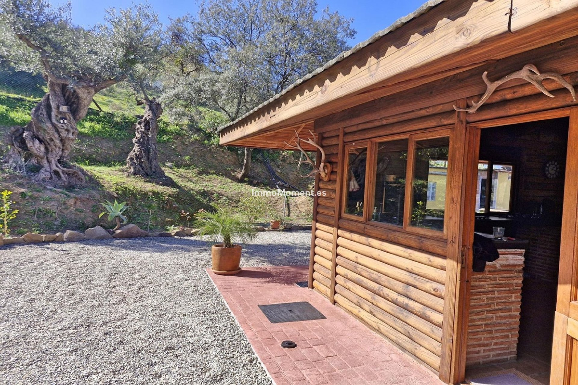 Resale - Country house - Inland  - Coín