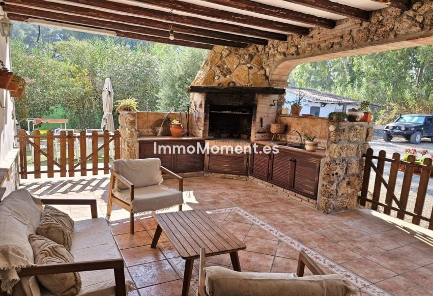 Resale - Country house - Inland  - Coín