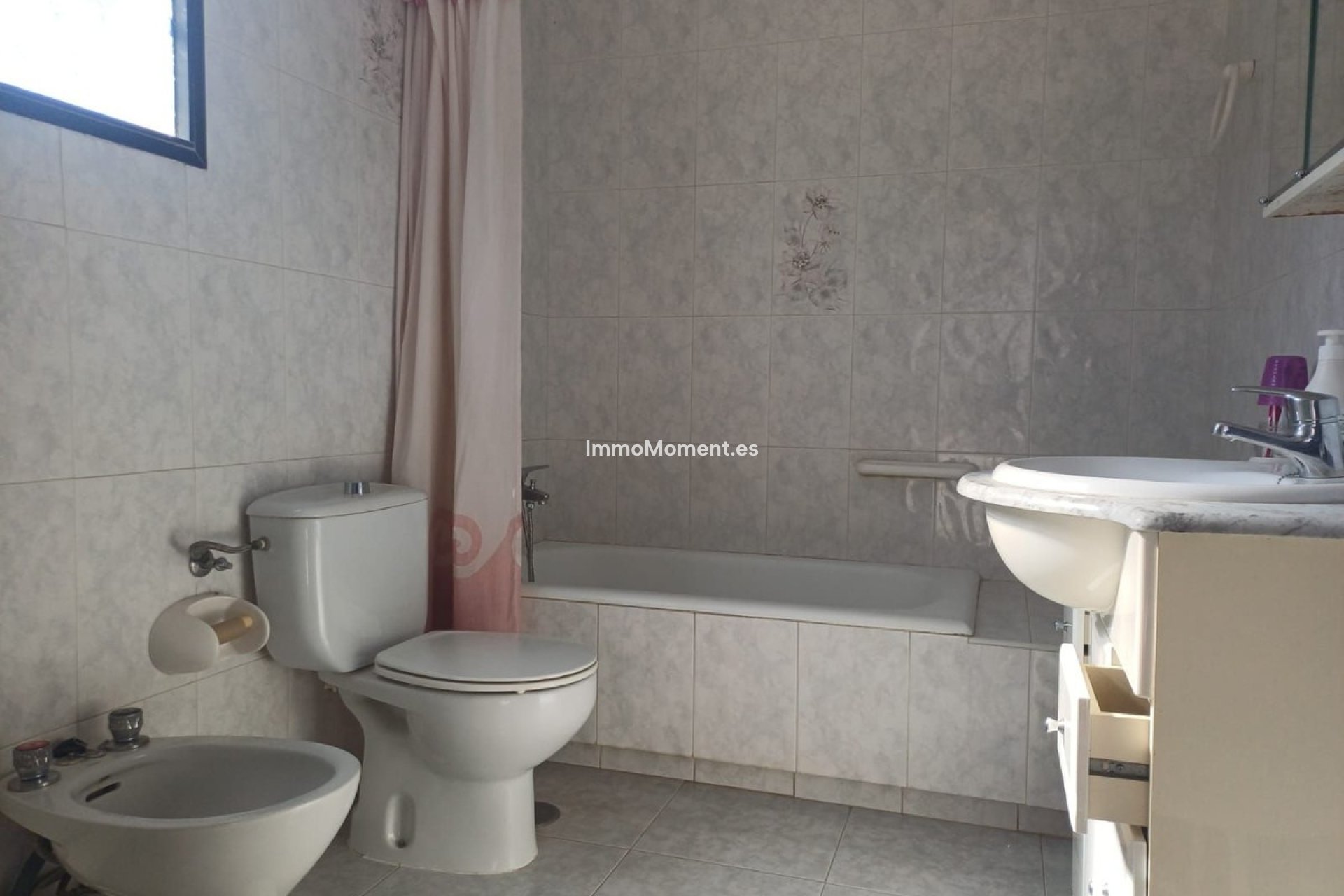 Resale - Country house - Inland  - Coín