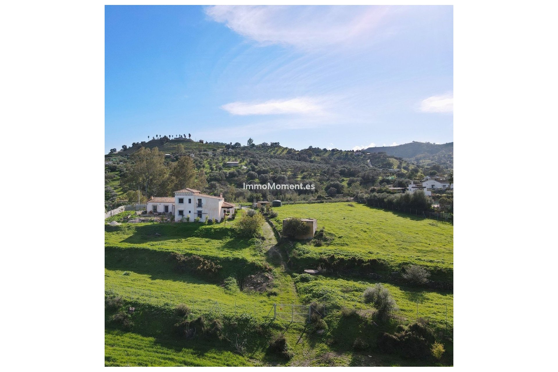 Resale - Country house - Inland  - Coín