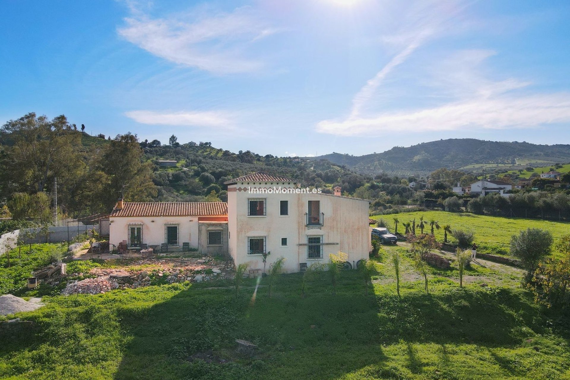 Resale - Country house - Inland  - Coín