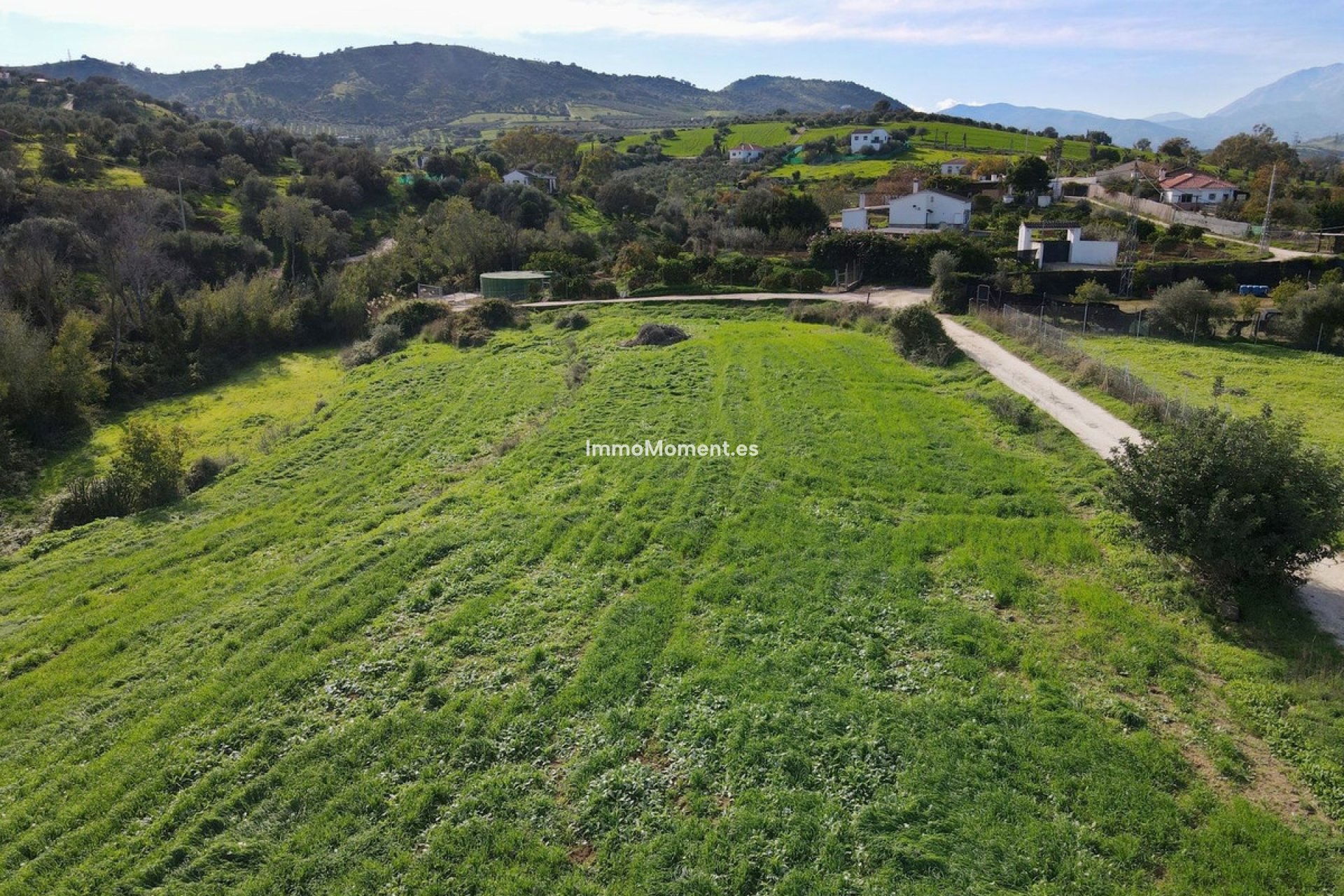 Resale - Country house - Inland  - Coín