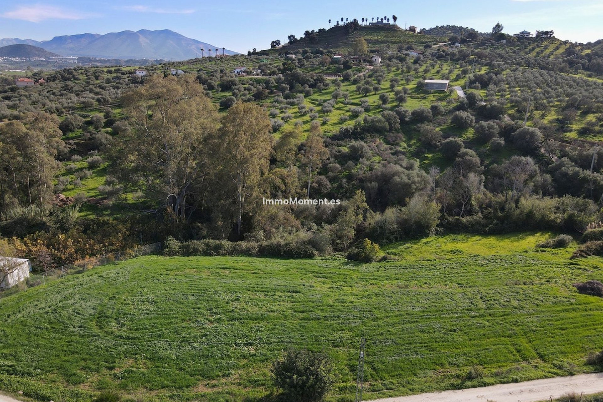 Resale - Country house - Inland  - Coín