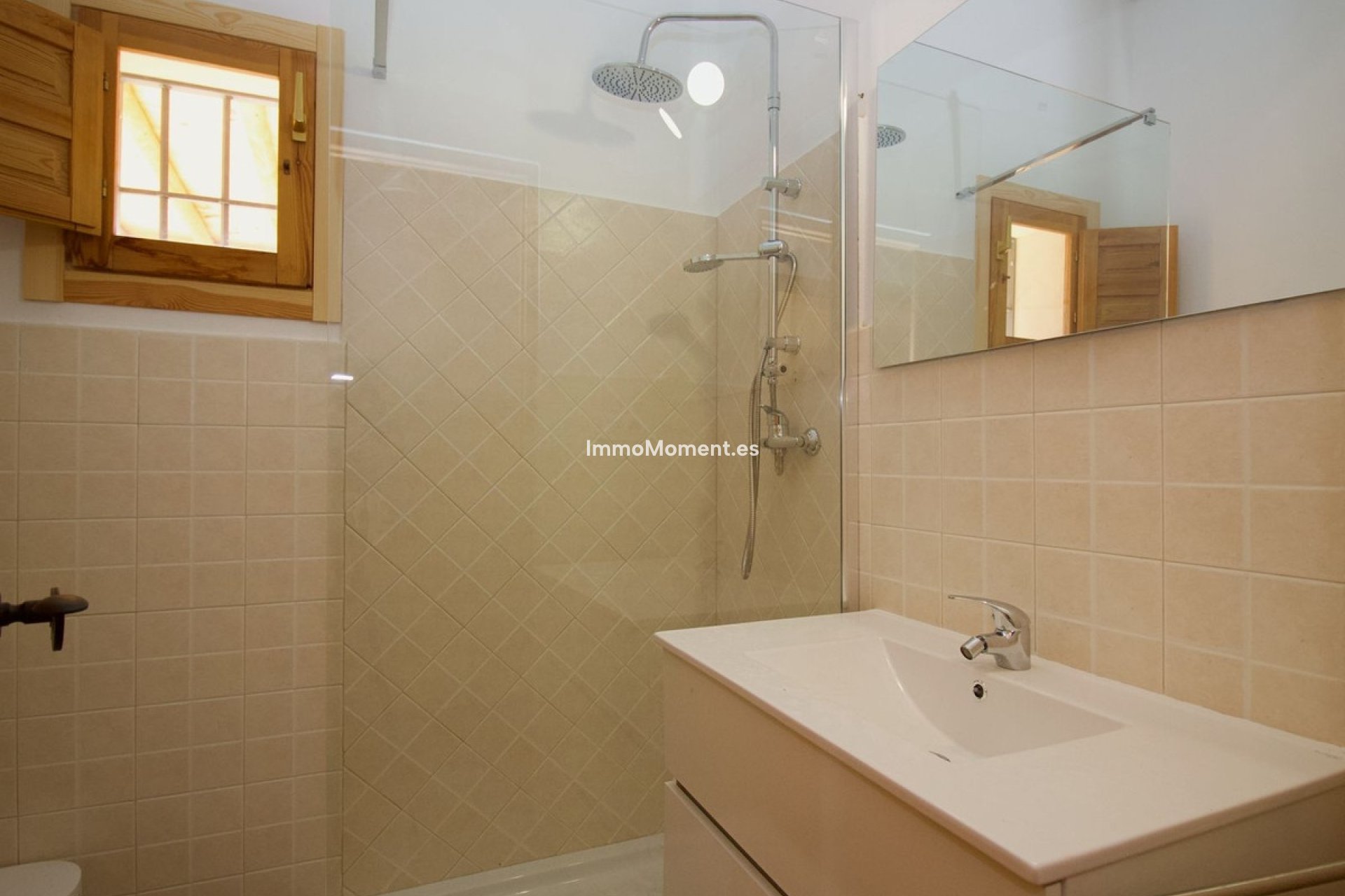 Resale - Country house - Inland  - Coín