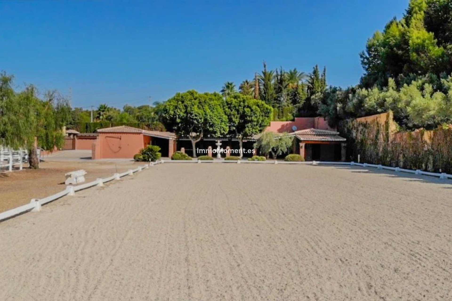 Resale - Country house - Inland  - Coín