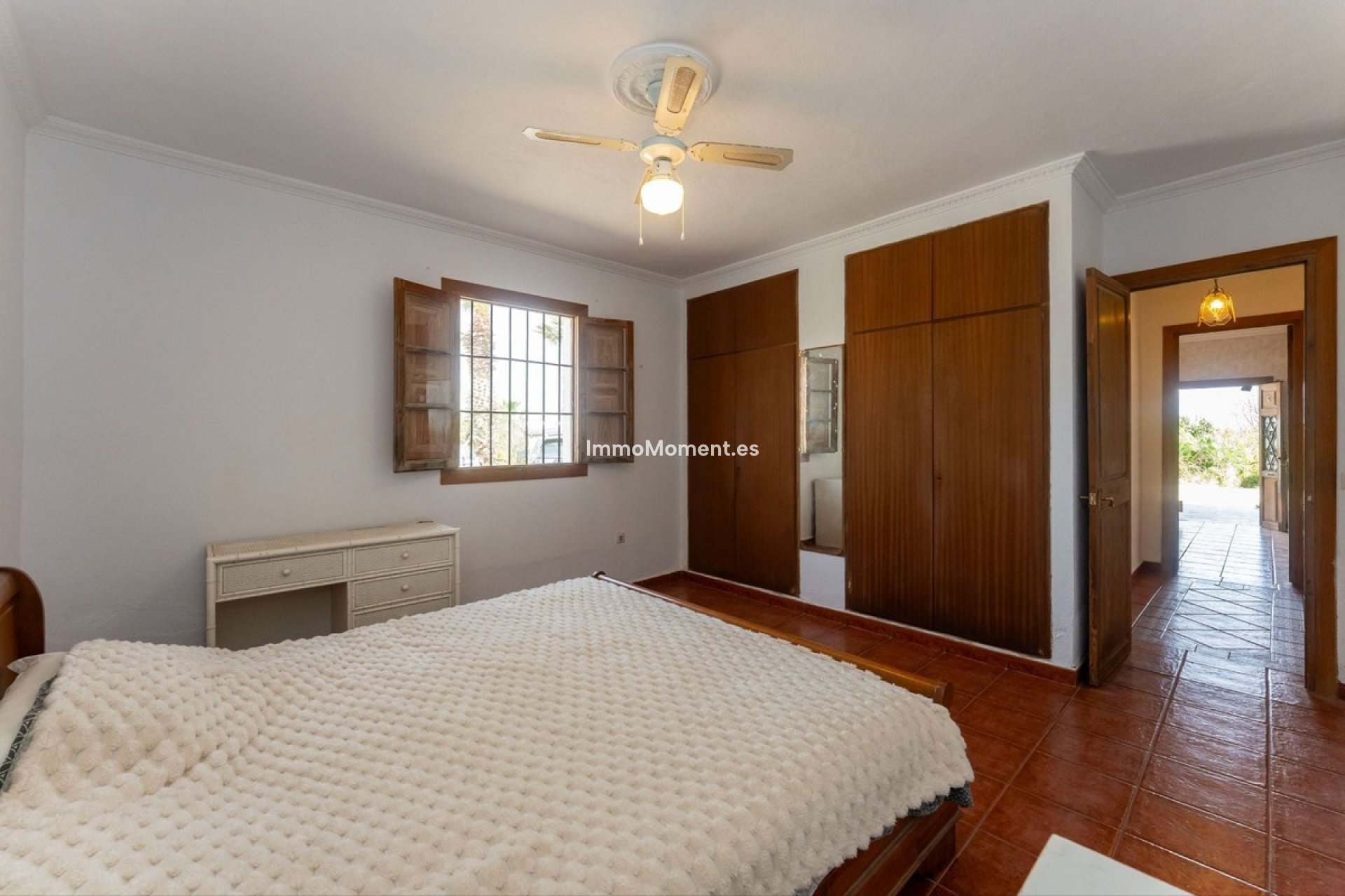 Resale - Country house - Inland  - Coín