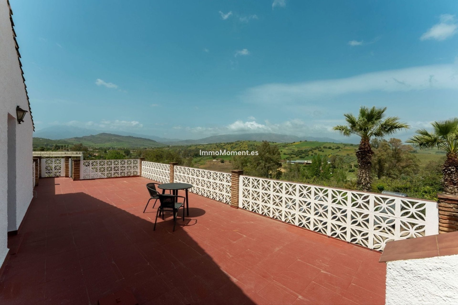 Resale - Country house - Inland  - Coín