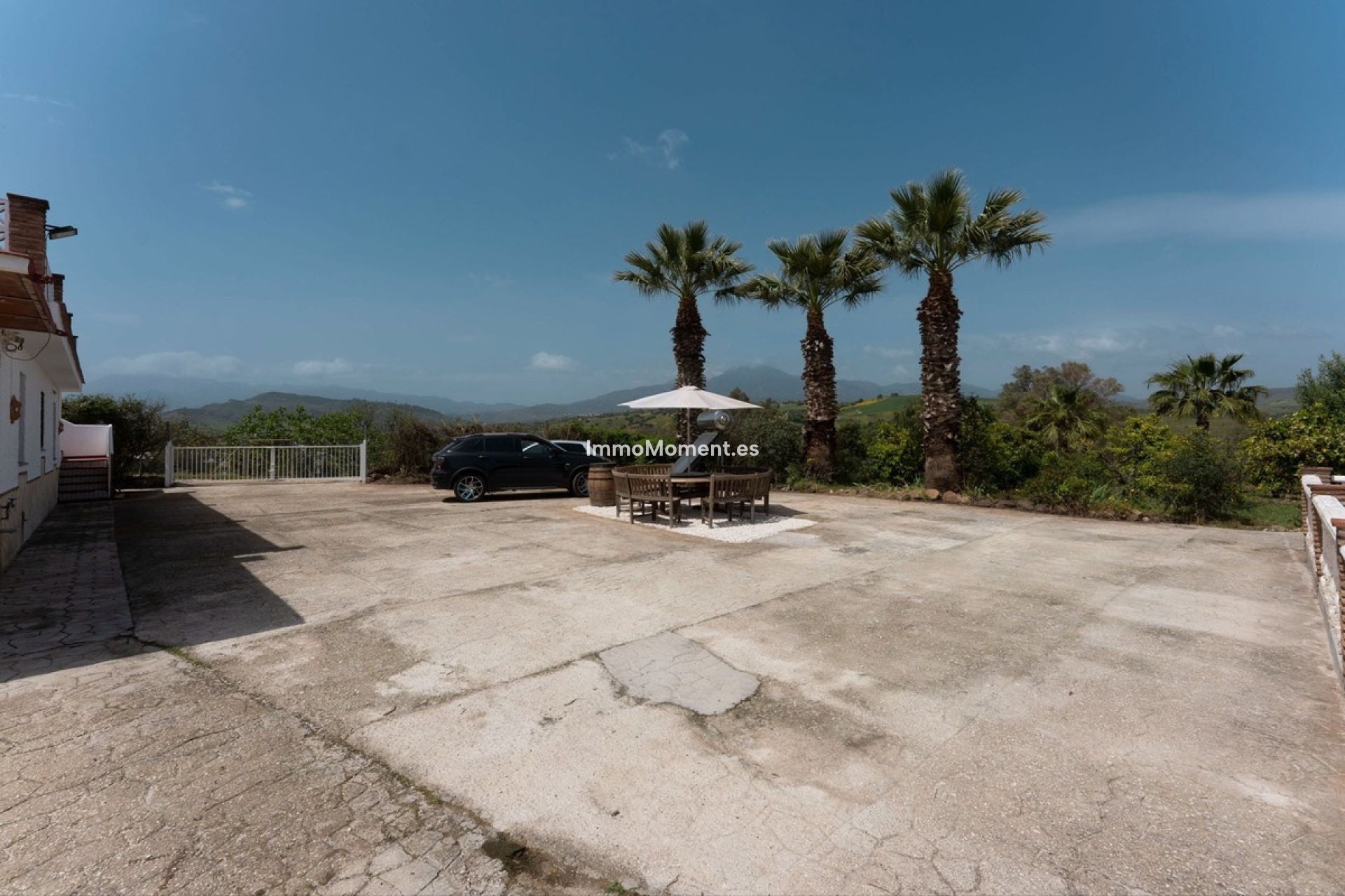 Resale - Country house - Inland  - Coín