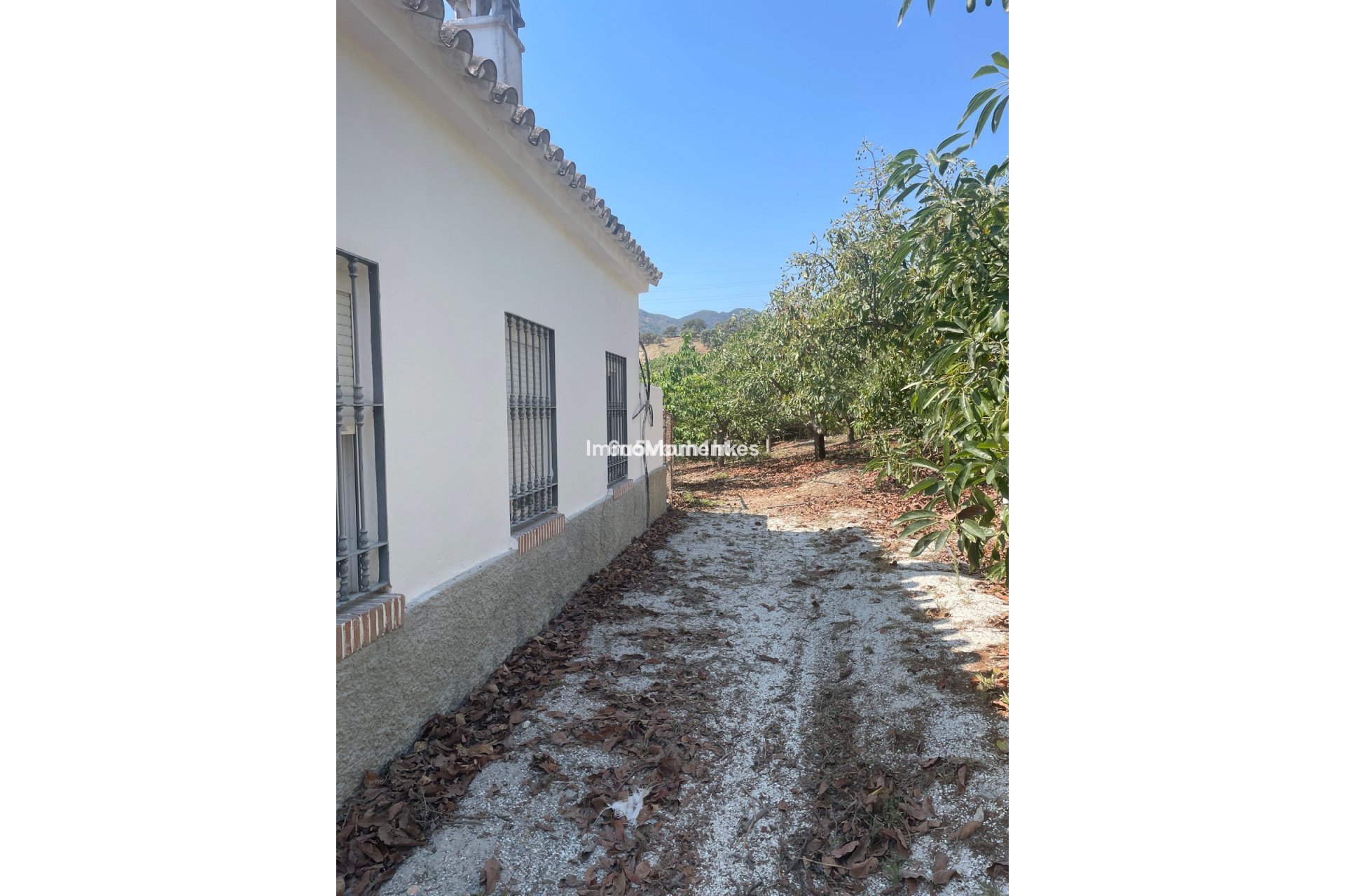 Resale - Country house - Inland  - Coín