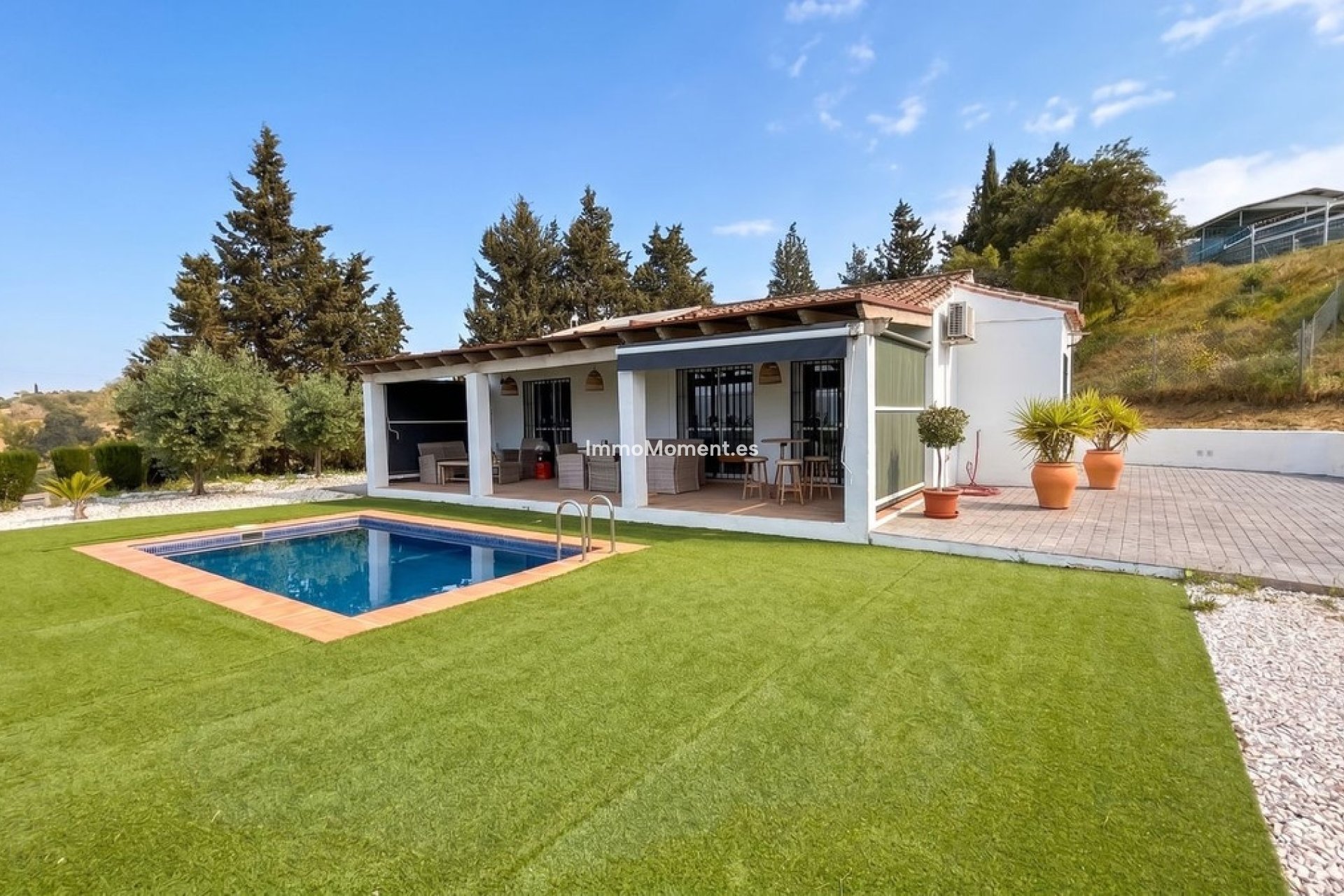 Resale - Country house - Inland  - Coín