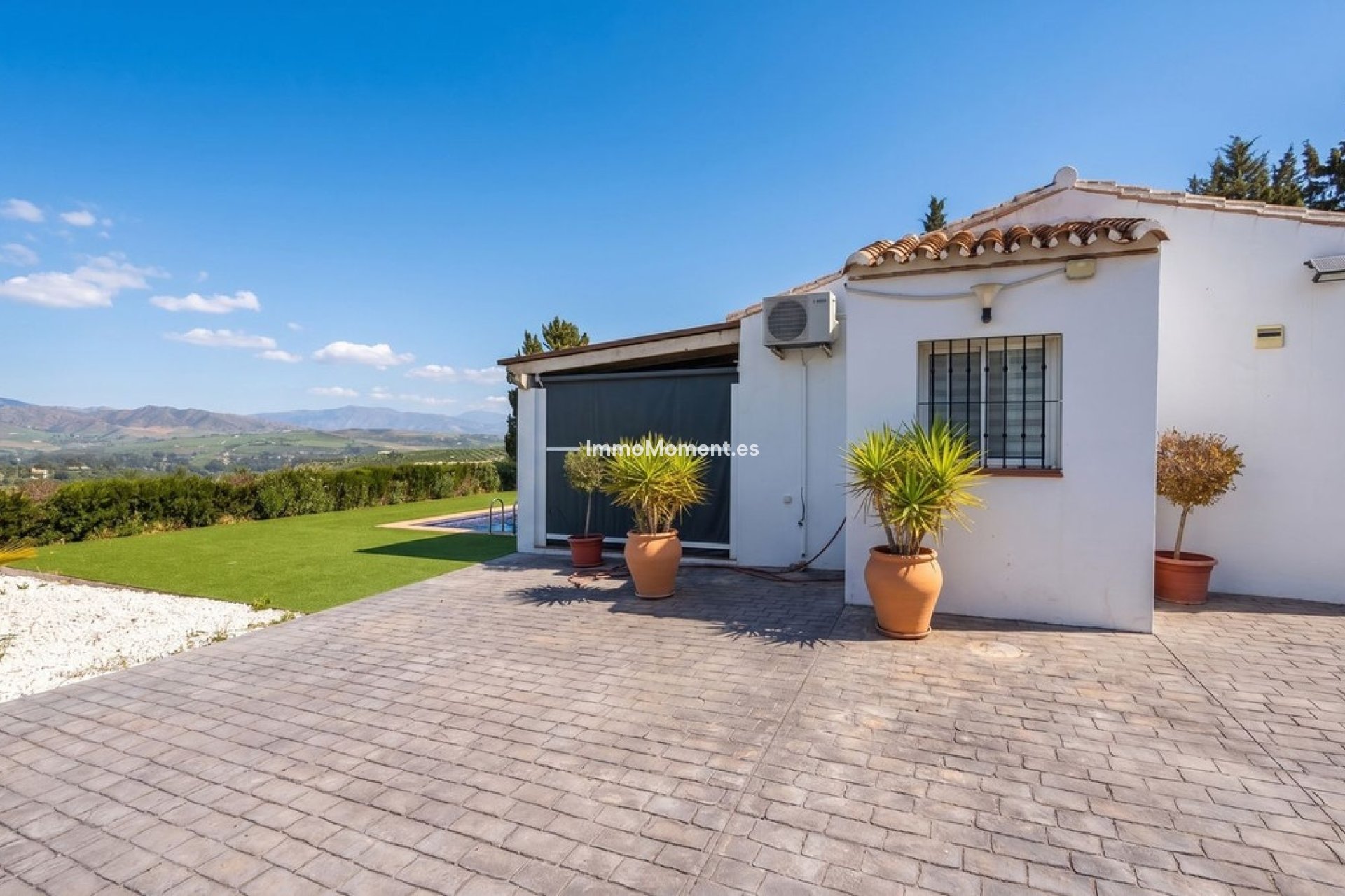 Resale - Country house - Inland  - Coín