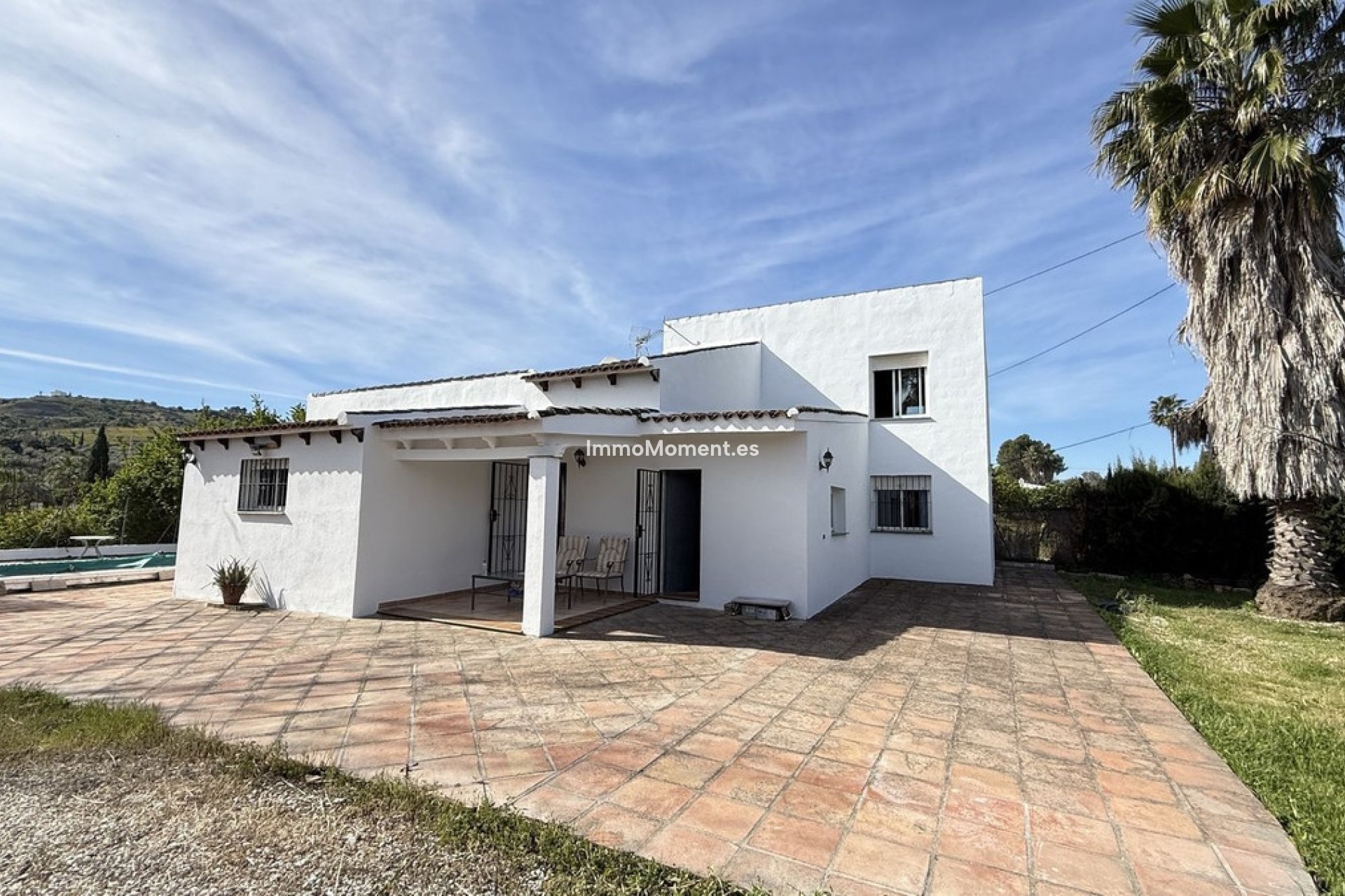 Resale - Country house - Inland  - Coín