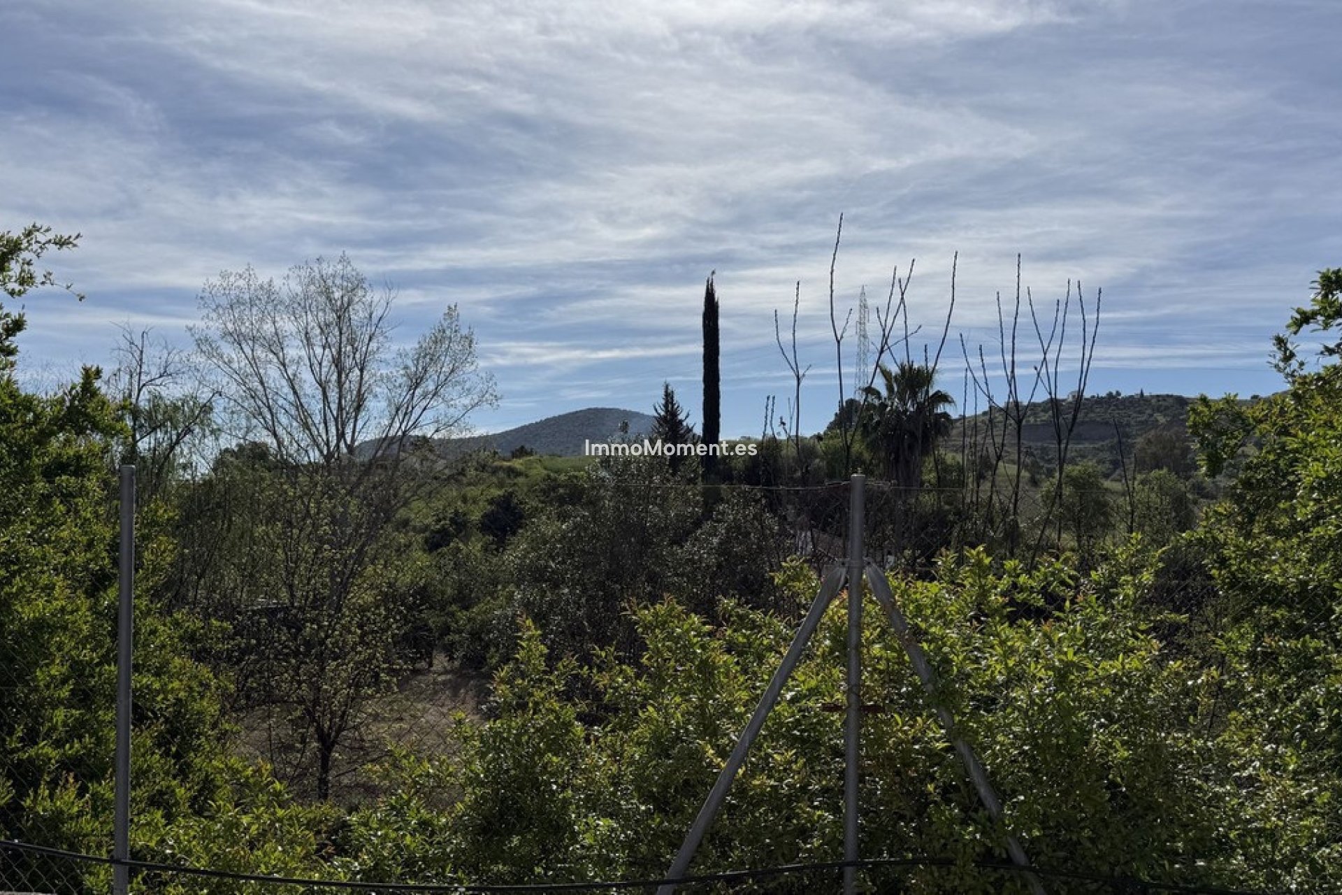 Resale - Country house - Inland  - Coín