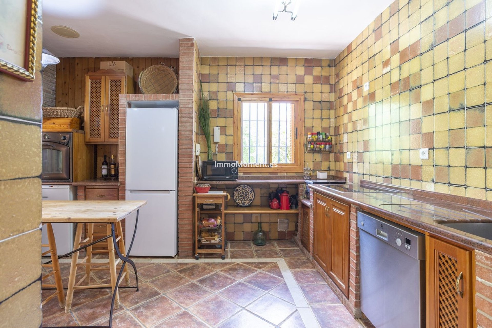 Resale - Country house - Inland  - Coín