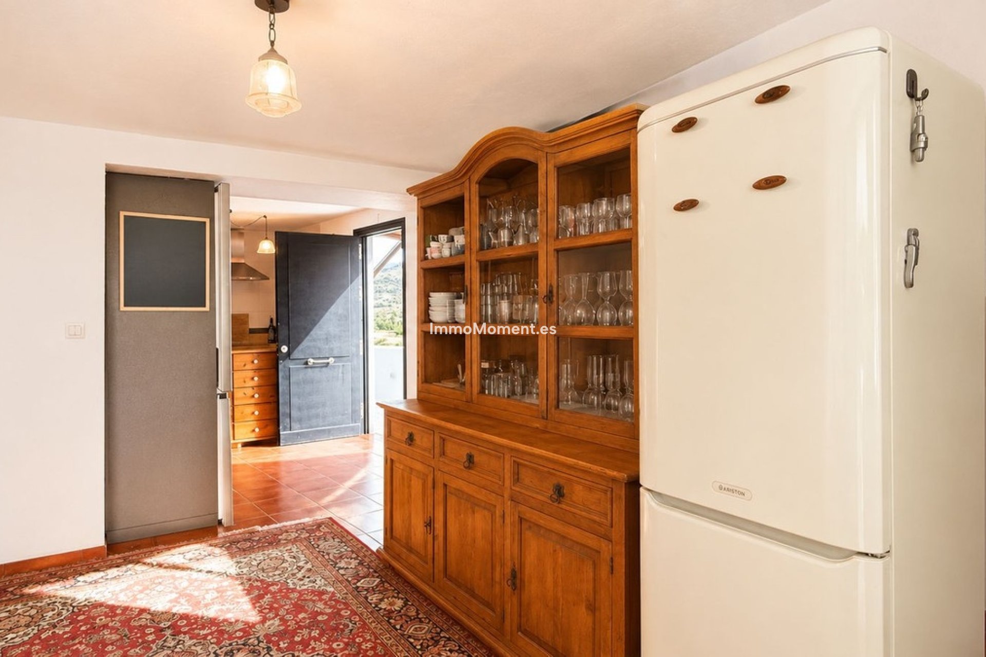 Resale - Country house - Inland  - Coín
