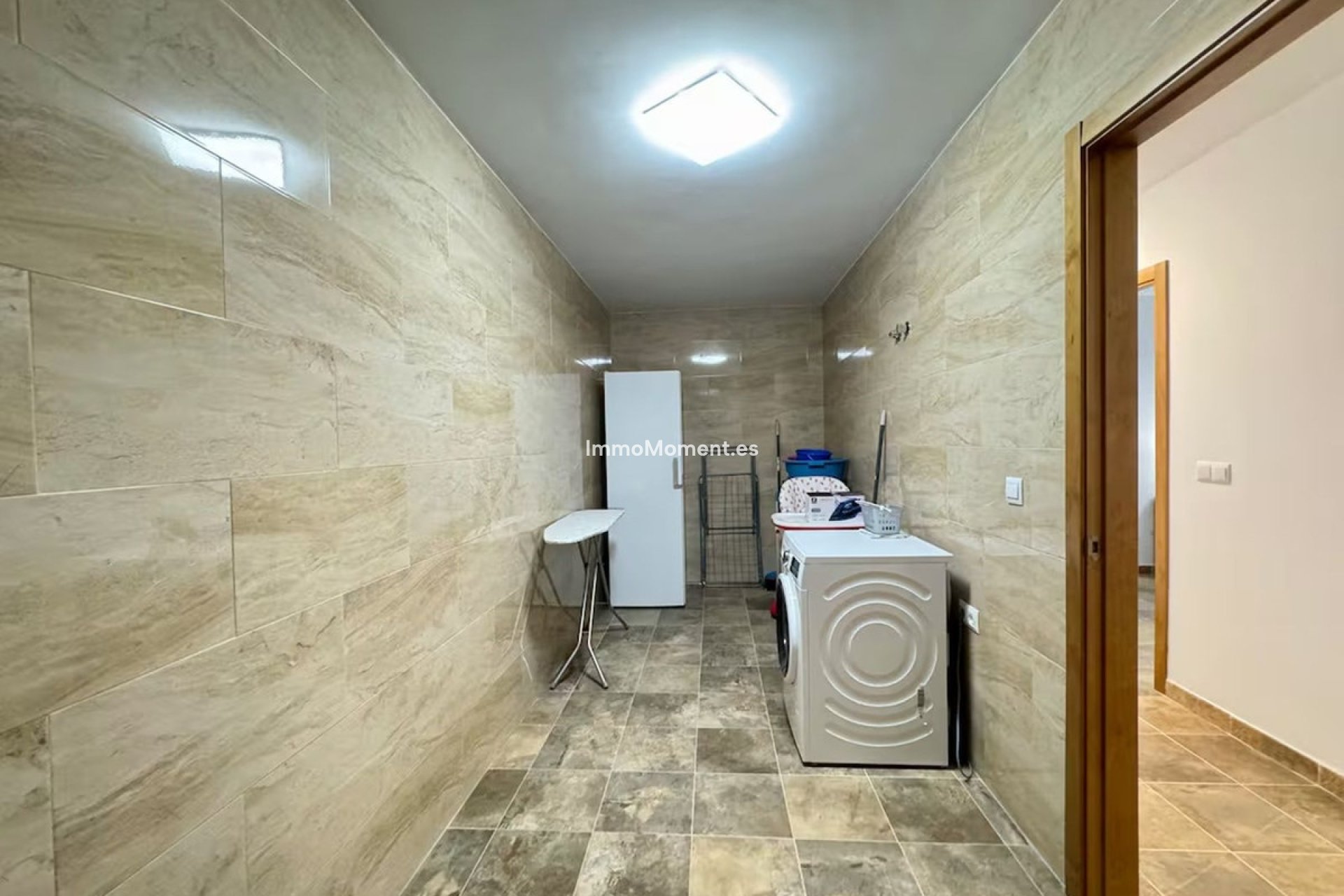 Resale - Country house - Inland  - Coín