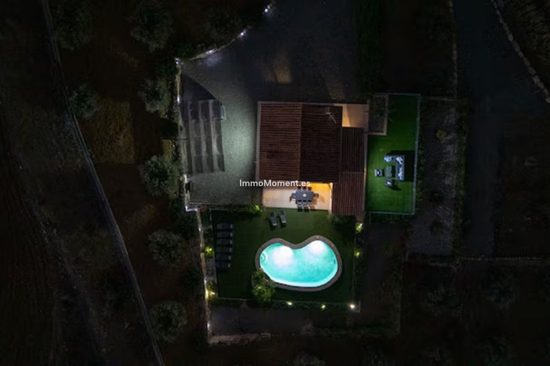 Resale - Country house - Inland  - Coín