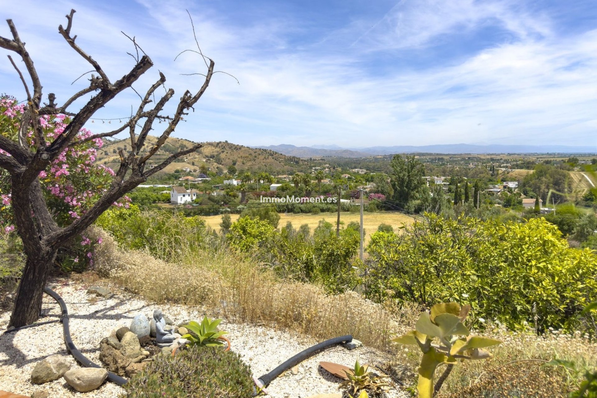 Resale - Country house - Inland  - Coín