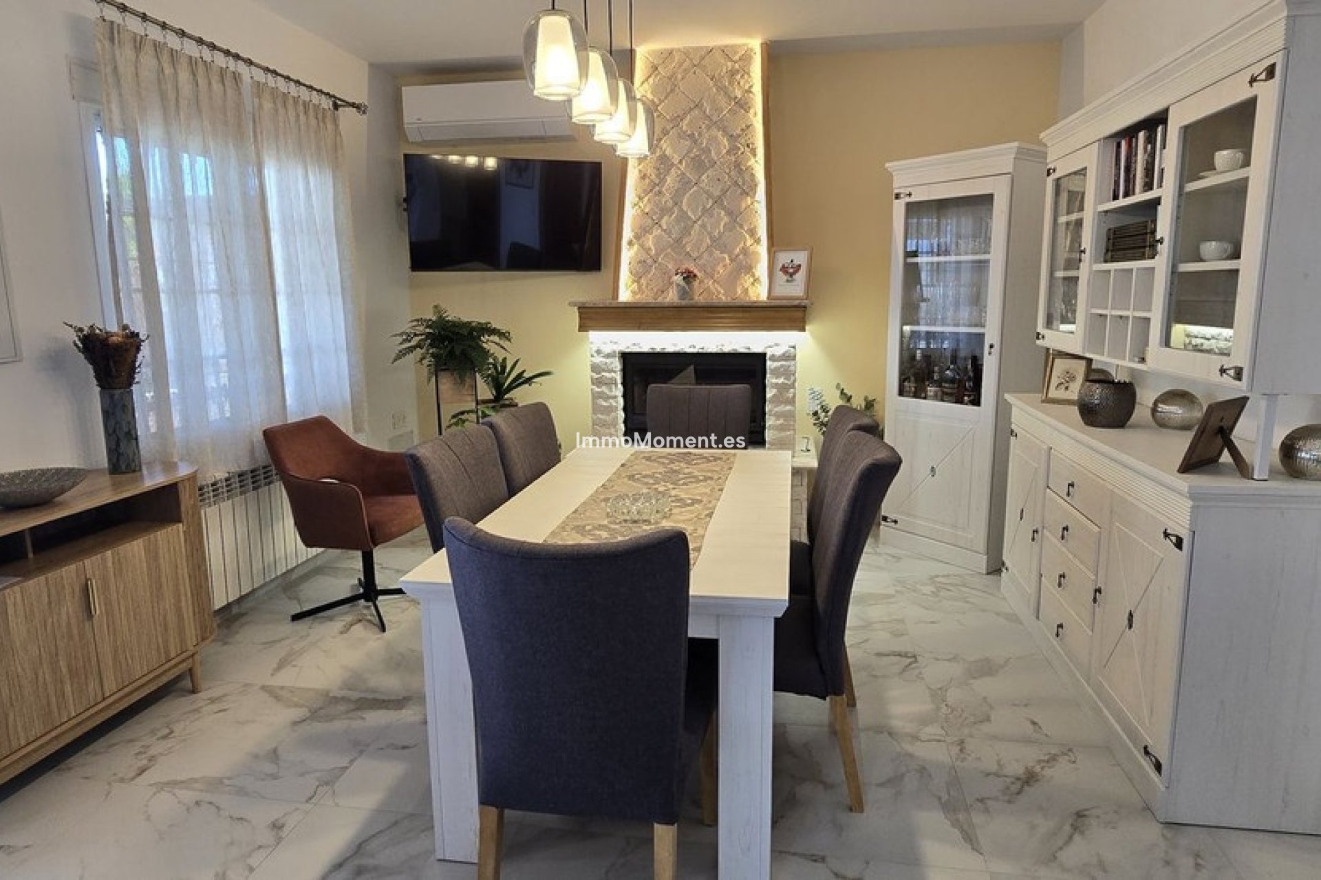 Resale - Country house - Inland  - Coín