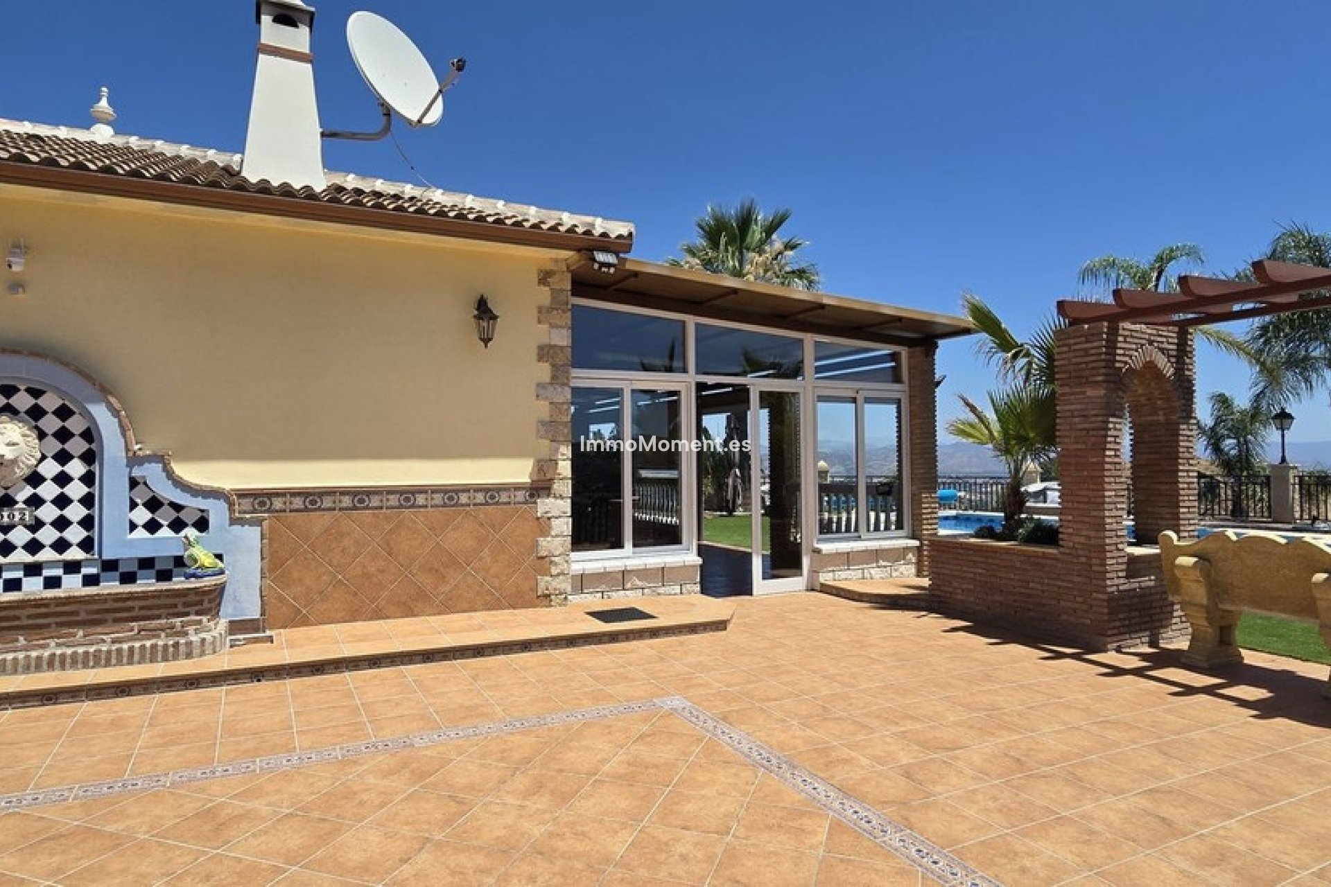 Resale - Country house - Inland  - Coín