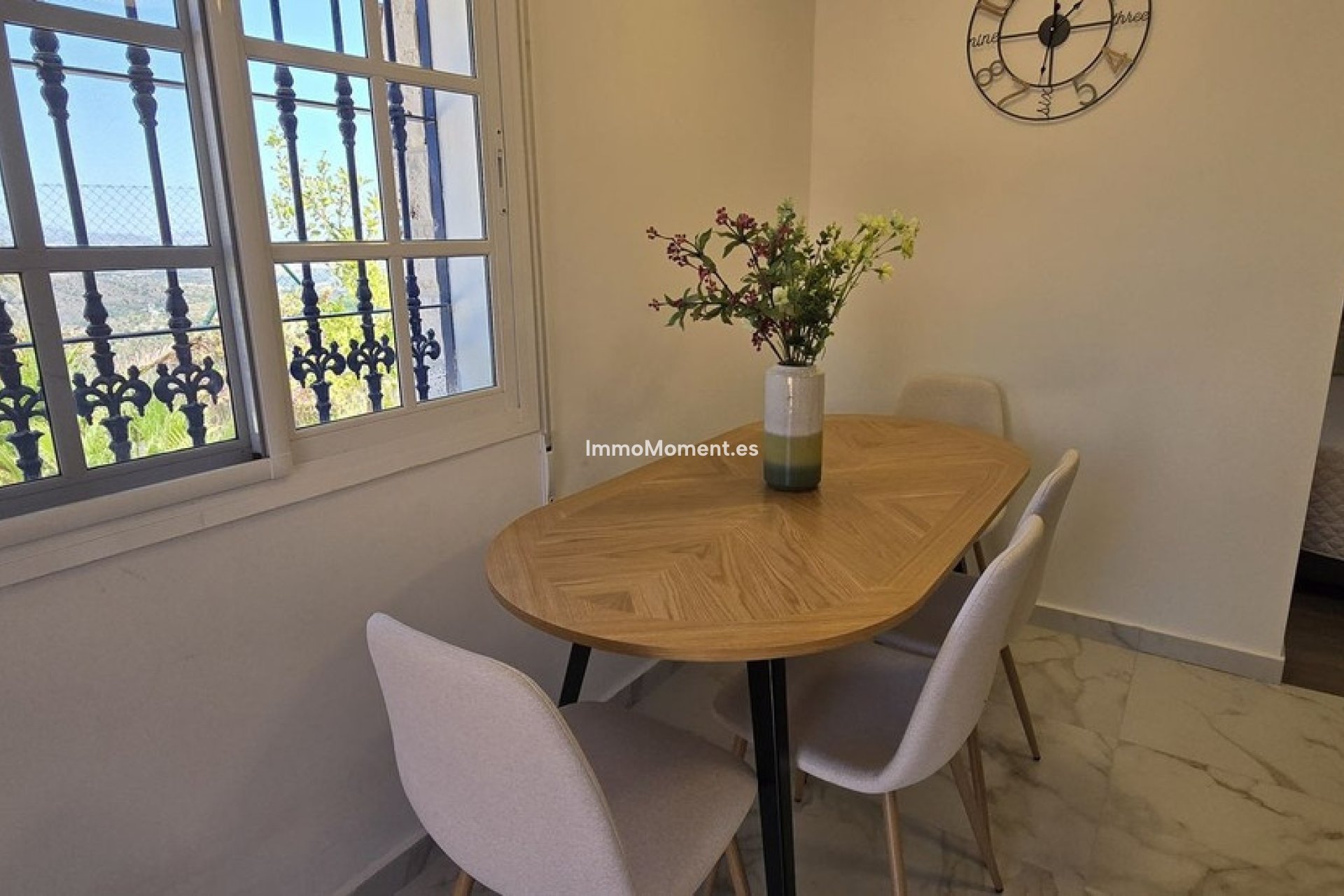 Resale - Country house - Inland  - Coín