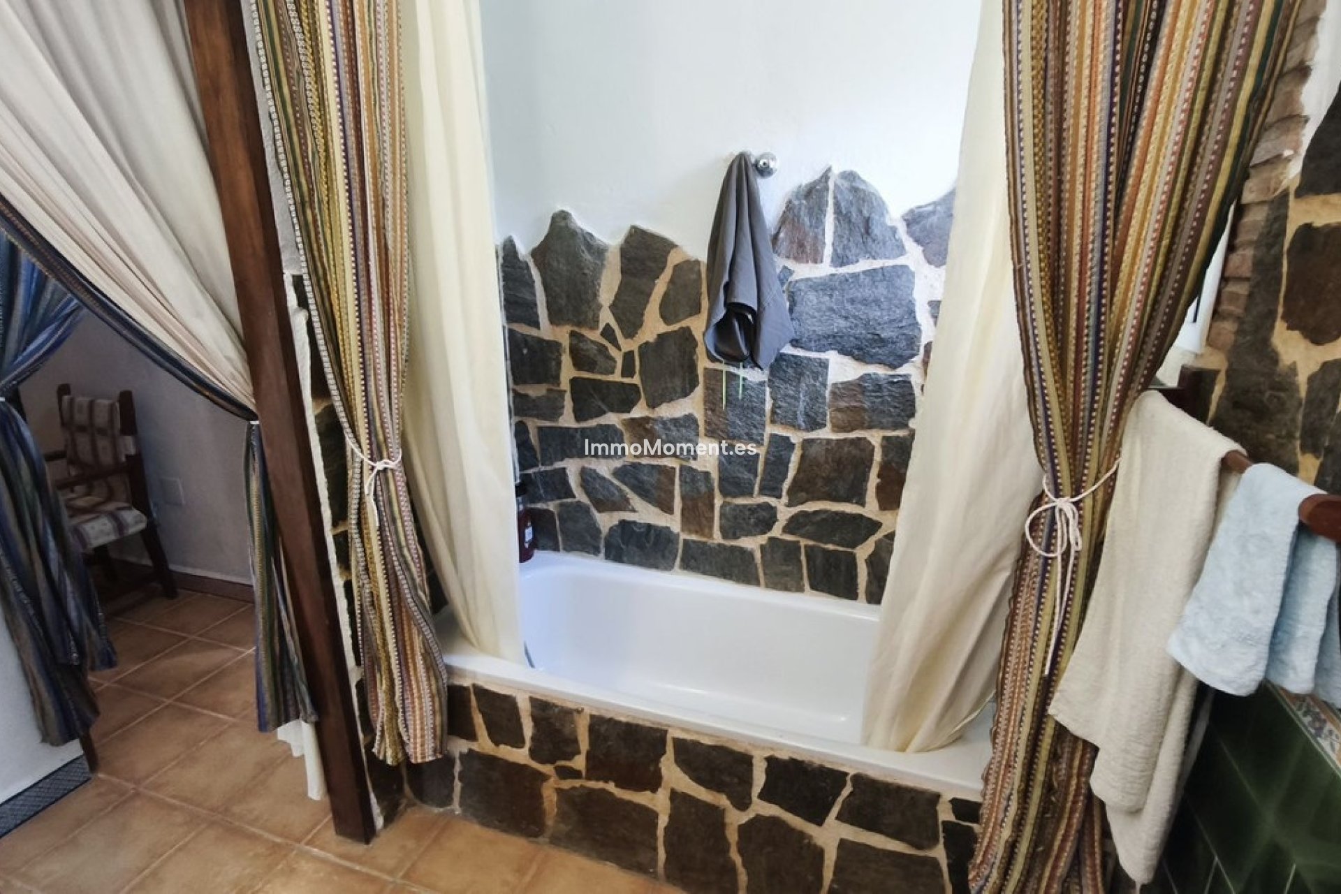 Resale - Country house - Inland  - Monda