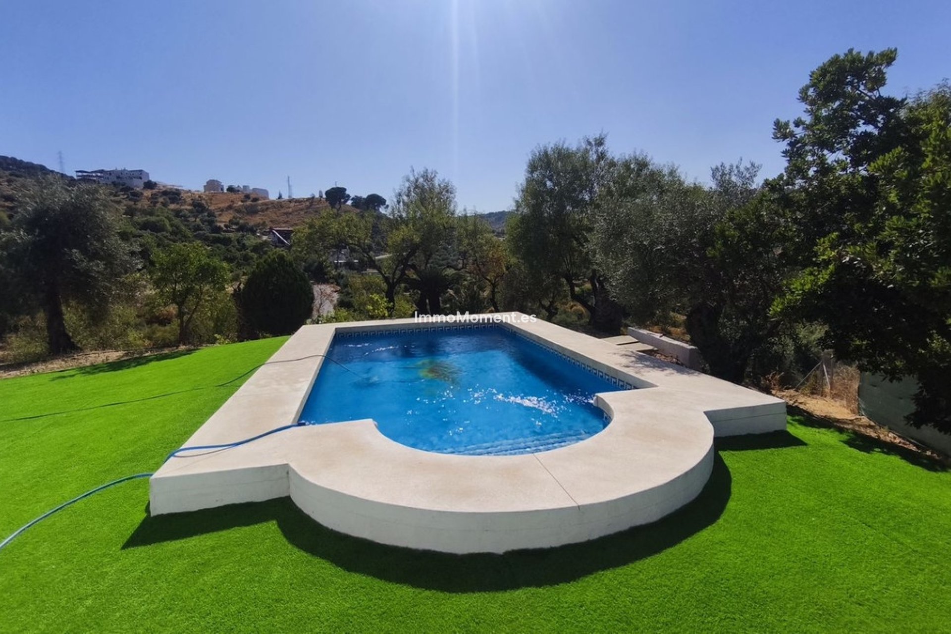 Resale - Country house - Inland  - Monda