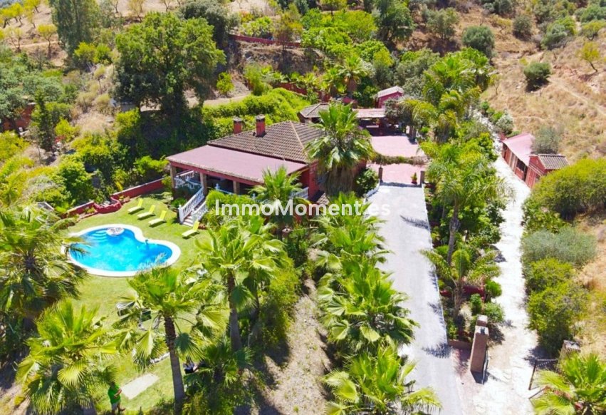 Resale - Country house - Inland  - Monda