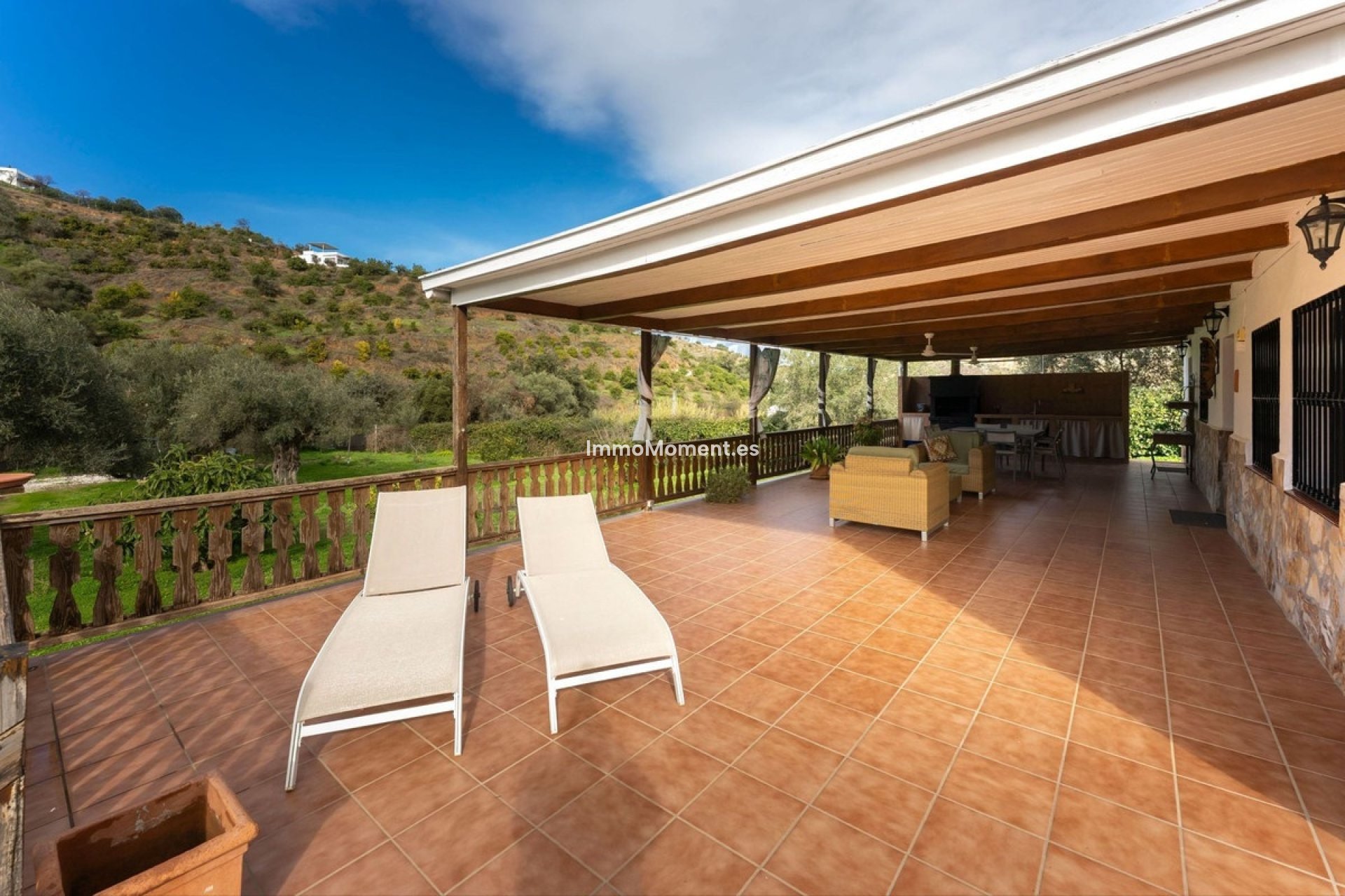 Resale - Country house - Inland  - Monda