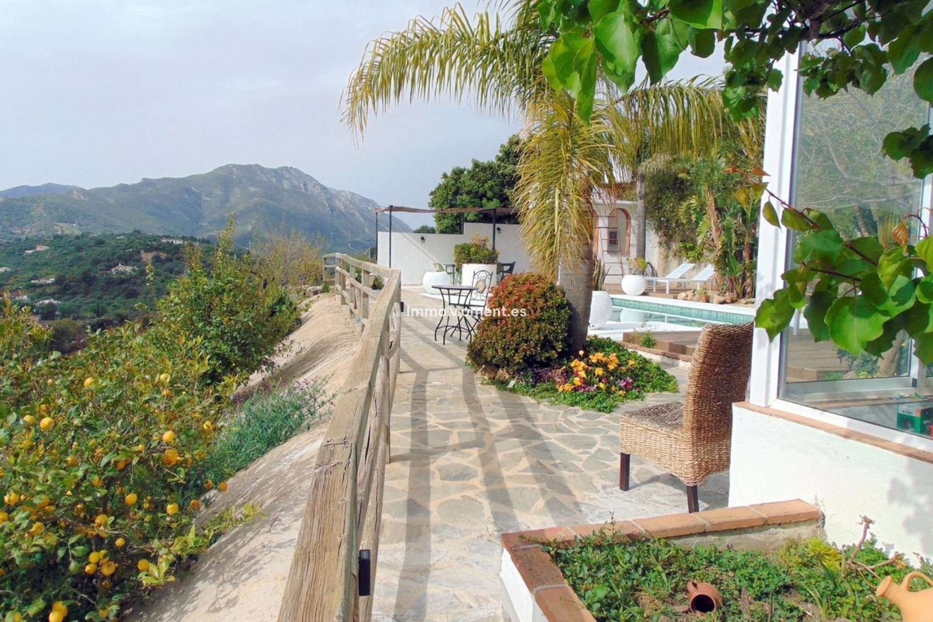 Resale - Country house - Inland  - Monda