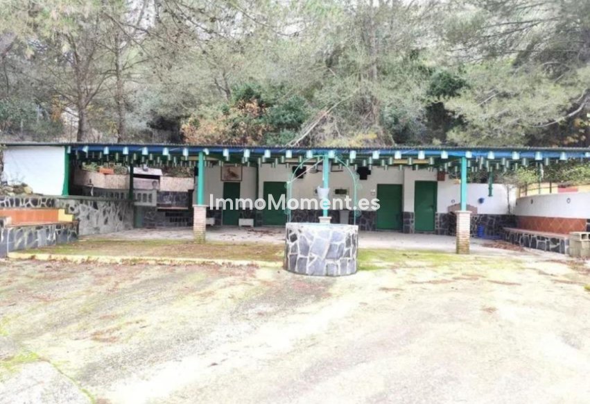 Resale - Country house - Inland  - Monda