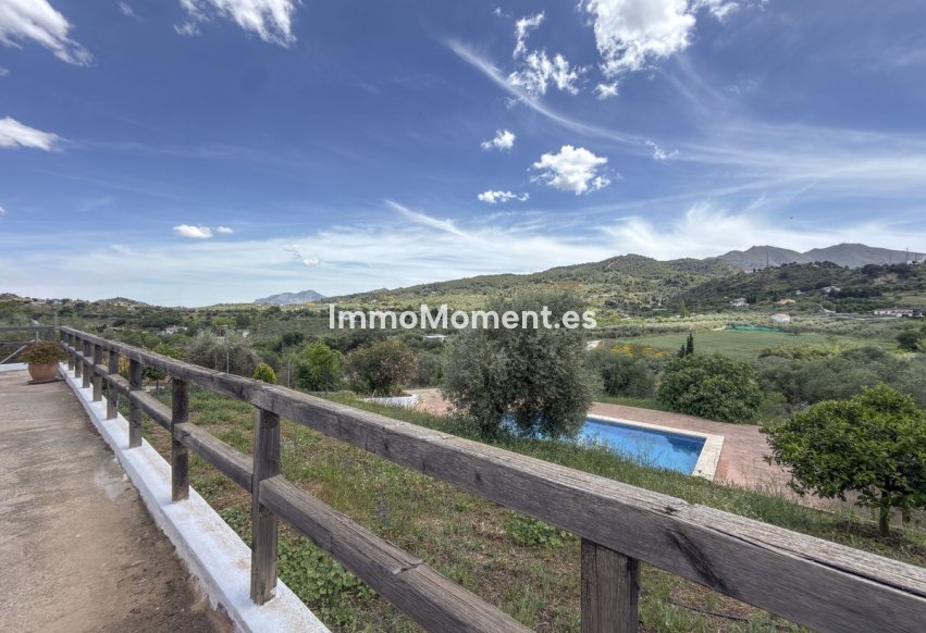 Resale - Country house - Inland  - Monda