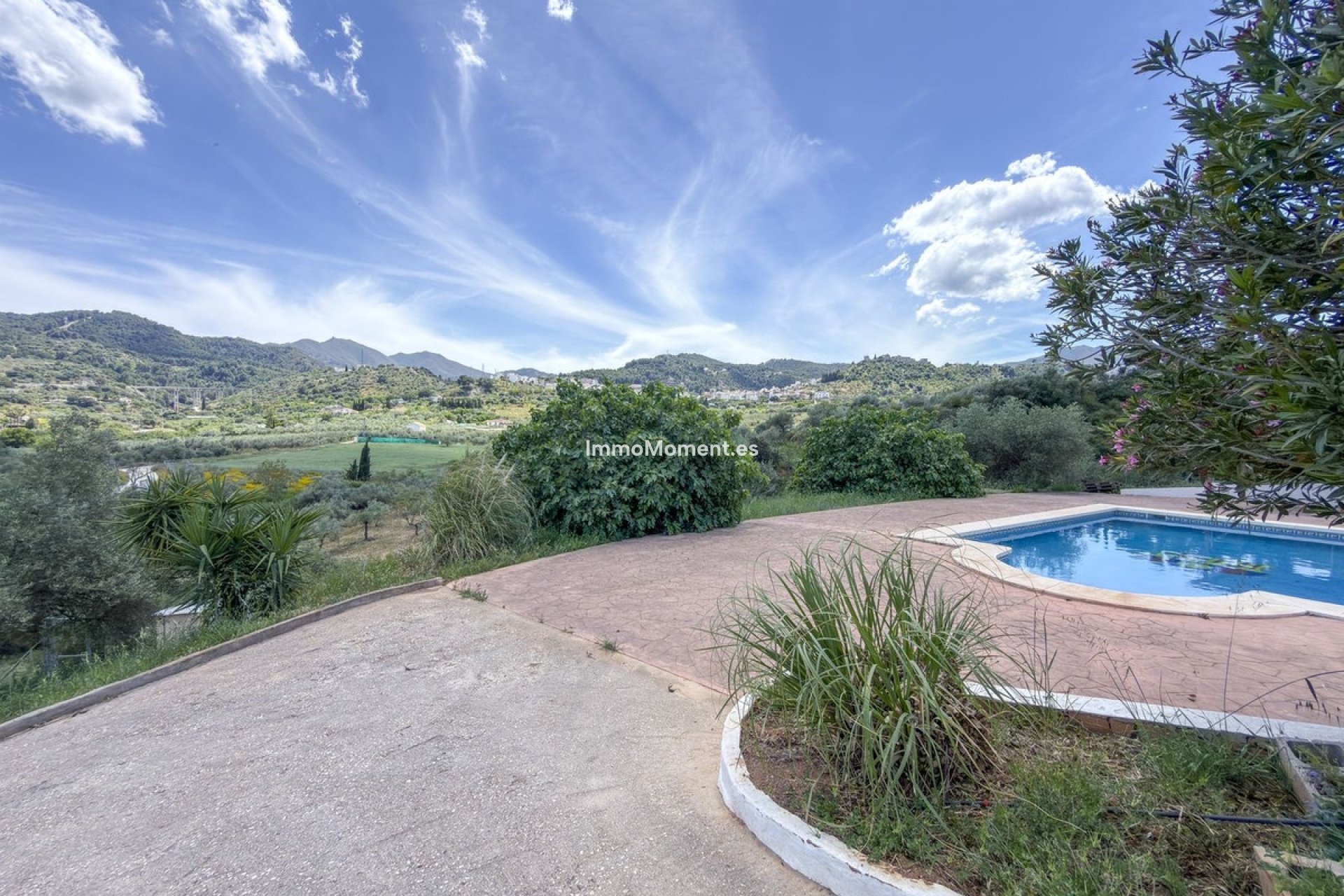 Resale - Country house - Inland  - Monda