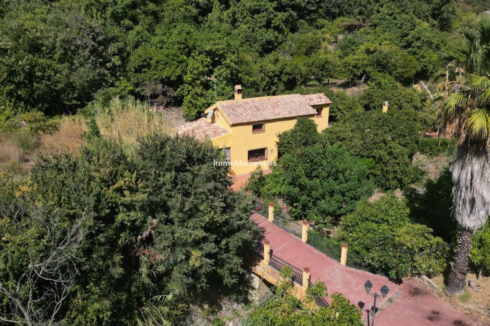 Resale - Country house - Inland  - Ojén