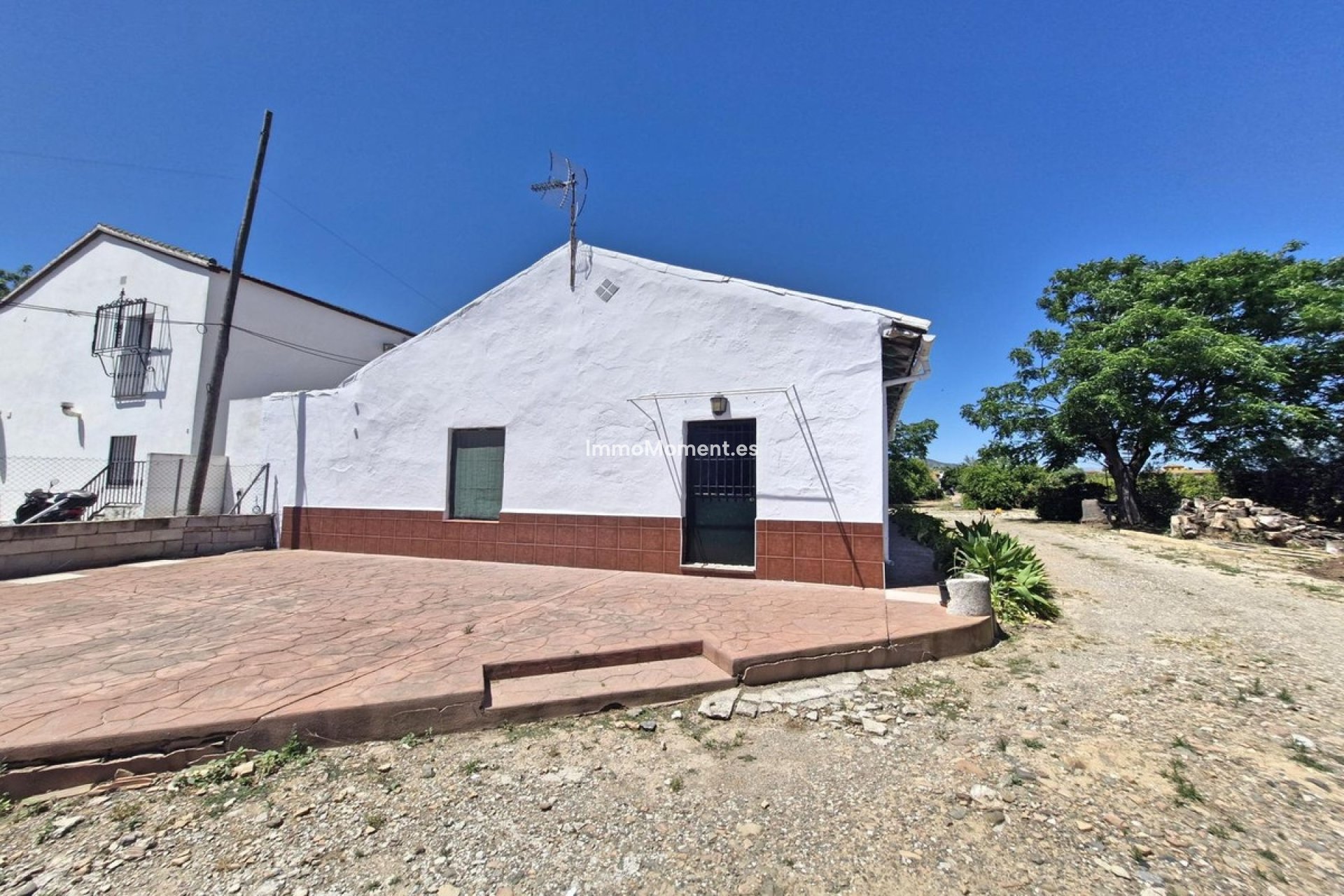 Resale - Country house - Málaga - Campanillas