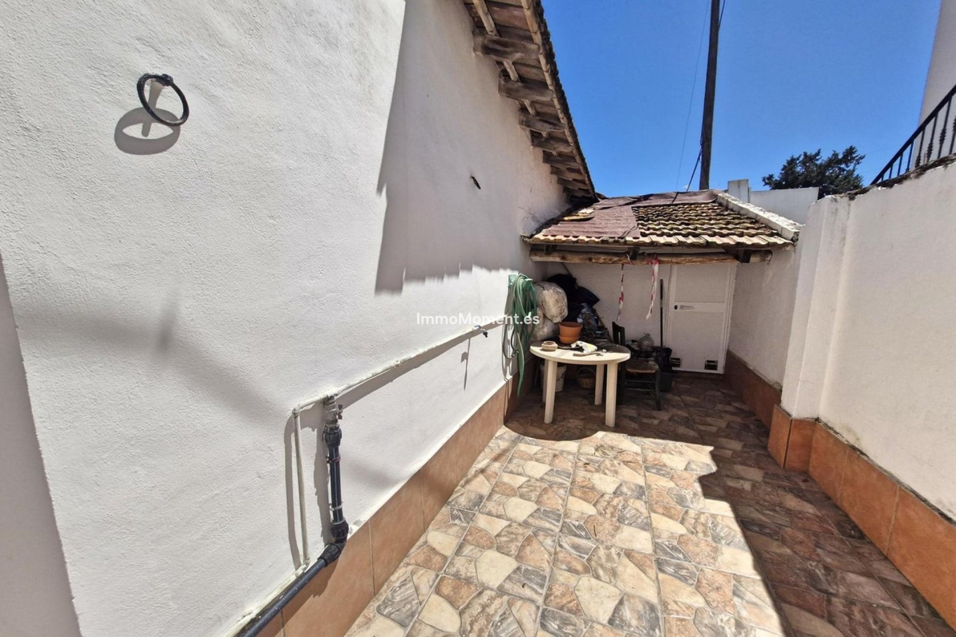 Resale - Country house - Málaga - Campanillas