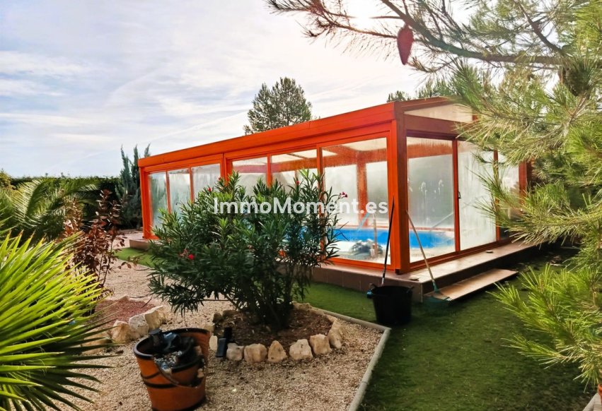Resale - Country house - Pinoso - Pinoso Centro