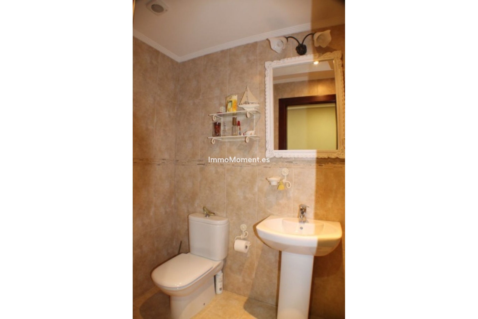 Resale - Detached villa - Alfaz del Pi - L'Alfás del Pi Centro