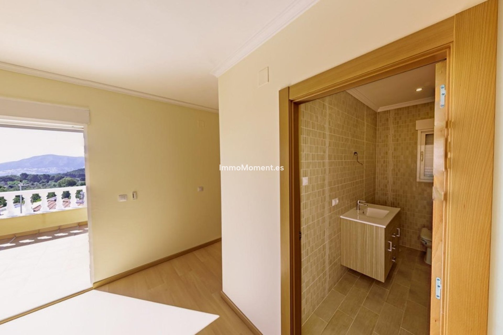 Resale - Detached villa - Alfaz del Pi - L'Alfás del Pi Centro