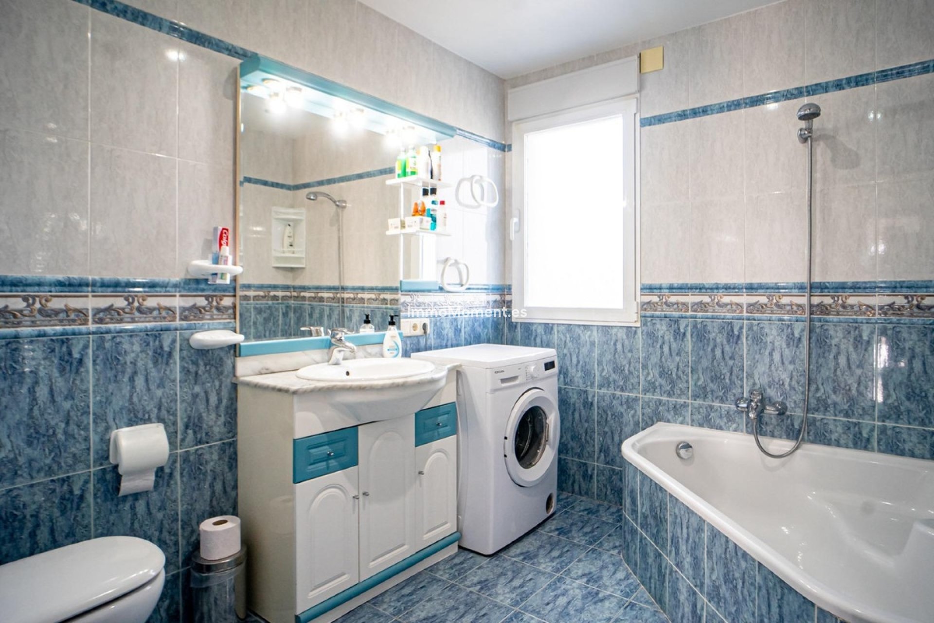 Resale - Detached villa - Alfaz del Pi - L'Alfás del Pi Centro