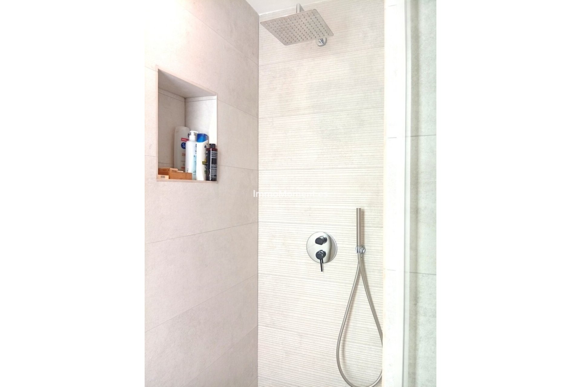 Resale - Detached villa - Algorfa - La Finca Golf