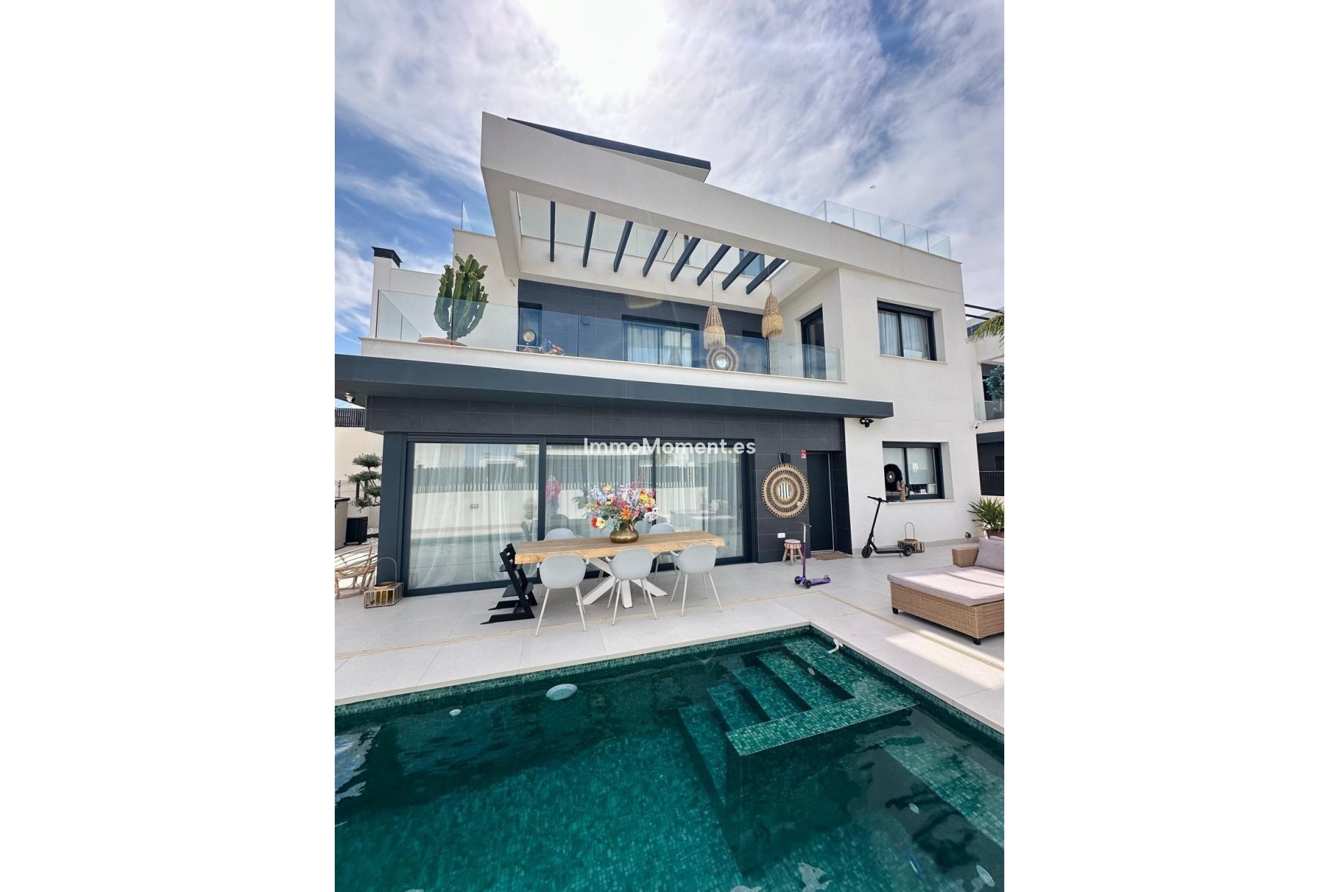 Resale - Detached villa - Algorfa - La Finca Golf